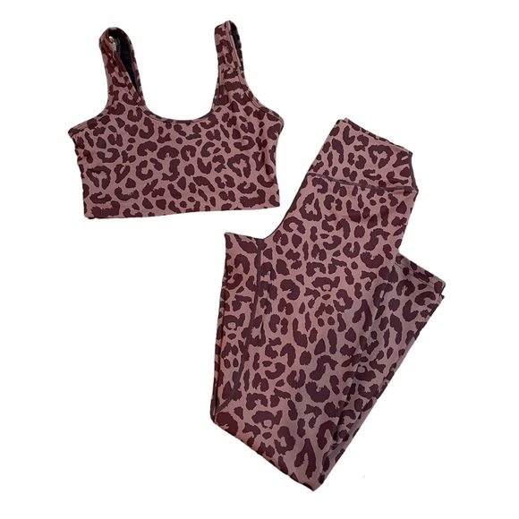 Balance Athletica Pants - Balance Athletica SET Ascend Bra and Leggings in King Leopard Dusk Size Small
